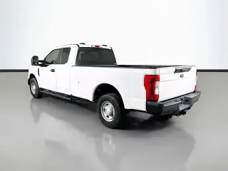 Ford F-350 Super Duty 2021 4x2 XL 4dr SuperCab 6.8 ft. SB SRW Pickup
