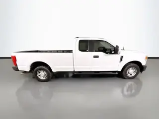 Ford F-350 Super Duty 2021 4x2 XL 4dr SuperCab 6.8 ft. SB SRW Pickup