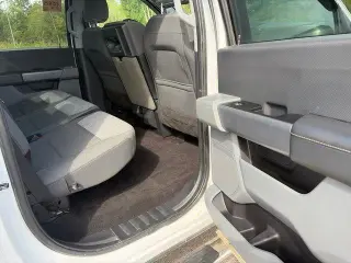 Ford F-150 2023 4x4 XL 4dr SuperCrew 6.5 ft. SB