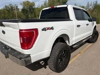 Ford F-150 2023 4x4 XL 4dr SuperCrew 6.5 ft. SB