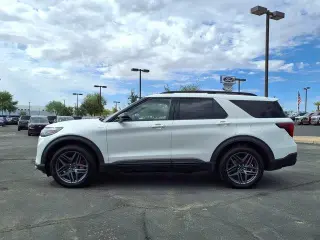 Ford Explorer 2025 AWD ST-Line 4dr SUV