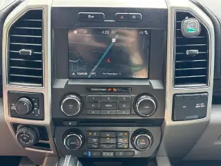Ford F-150 2018 4x4 Lariat 4dr SuperCrew 5.5 ft. SB