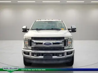 Ford F-250 Super Duty 2017 4x4 XLT 4dr Cab de Cabina 6.8 pies SB Pickup