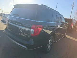 Ford Expedition 2023 4x2 XLT 4dr SUV