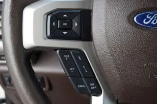 Ford F-150 2020 4x4 King Ranch 4dr SuperCrew 5.5 ft. SB