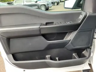 Ford F-150 2023 4x2 XL 4 puertas SuperCrew caja corta de 5.5 pies