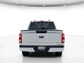 Ford F-150 2023 4x2 XL 4 puertas SuperCrew caja corta de 5.5 pies
