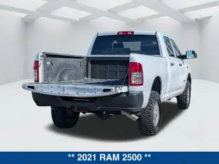 Ram 2500 2021 4x4 Tradesman 4dr Crew Cab 6.3 ft. SB Pickup