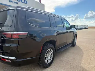 Jeep Wagoneer 2023 4x4 4dr SUV