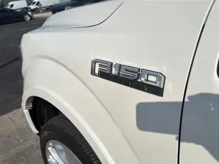 Ford F-150 2018 4x4 Limited 4dr SuperCrew 5.5 ft. SB