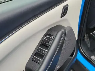 Ford Mustang Mach-E 2023 Premium 4dr SUV