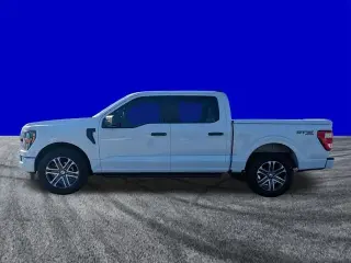 Ford F-150 2023 4x2 XL 4dr SuperCrew 5.5 ft. SB