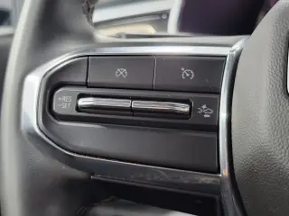 GMC Canyon 2025 4x4 Denali Cabina Crew 4 puertas, cama corta de 5 pies