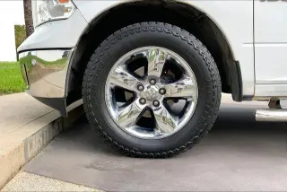 Ram 1500 2017 4x4 SLT 4dr Crew Cab 5.5 ft. SB Pickup