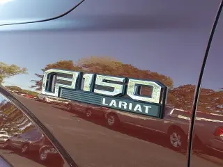 Ford F-150 2015 4x4 Lariat 4dr SuperCrew con cabina de 5.5 metros SB