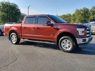 Ford F-150 2015 4x4 Lariat 4dr SuperCrew con cabina de 5.5 metros SB