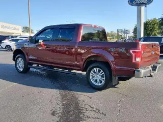 Ford F-150 2015 4x4 Lariat 4dr SuperCrew con cabina de 5.5 metros SB