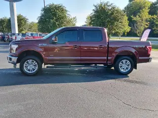 Ford F-150 2015 4x4 Lariat 4dr SuperCrew con cabina de 5.5 metros SB