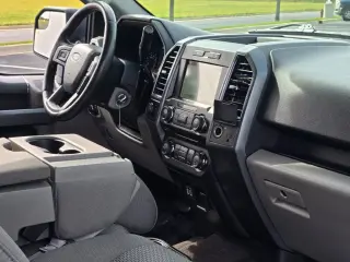 Ford F-150 2018 4x4 XLT 4dr SuperCrew 5.5 ft. SB