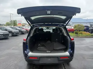 Nissan Pathfinder 2023 AWD SL 4dr SUV