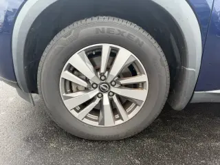 Nissan Pathfinder 2023 AWD SL 4dr SUV