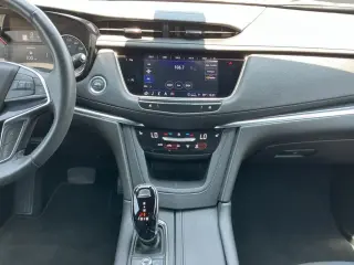 Cadillac XT5 2023 de lujo premium 4dr SUV