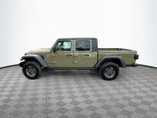 Jeep Gladiator 2025 4x4 Mojave 4dr Crew Cab 5.0 ft. SB