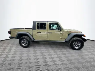 Jeep Gladiator 2025 4x4 Mojave 4dr Crew Cab 5.0 ft. SB