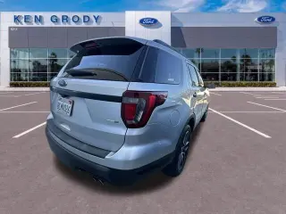 Ford Explorer 2019 AWD Deportivo 4 SUV