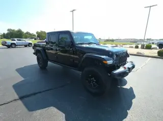Jeep Gladiator 2023 4x4 Mojave 4dr Cabina de Crew 5.0 ft. SB