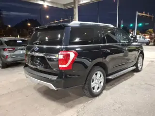 Ford Expedition 2018 4x4 XLT 4dr SUV