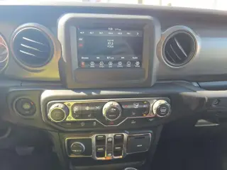 Jeep Gladiator 2022 4x4 Sport 4dr Crew Cab 5.0 ft. SB