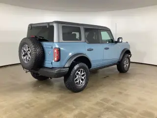 Ford Bronco 2022 4x4 Base Advanced 4dr SUV