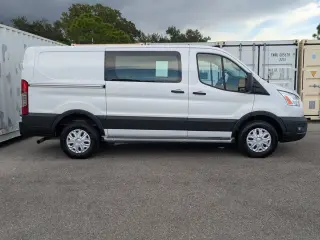 Ford Transit 2021 250 3 puertas SWB Tech Roof Baja Furgón de Carga