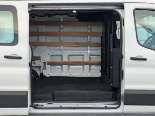 Ford Transit 2021 250 3 puertas SWB Tech Roof Baja Furgón de Carga