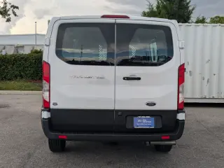 Ford Transit 2021 250 3 puertas SWB Tech Roof Baja Furgón de Carga