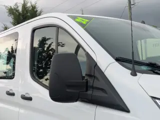 Ford Transit 2021 250 3 puertas SWB Tech Roof Baja Furgón de Carga