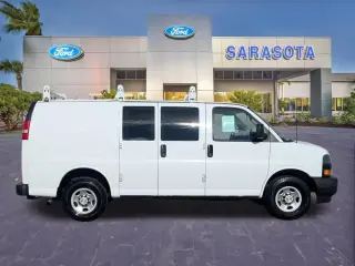 Chevrolet Express 2020 2500 3dr Van de Carga
