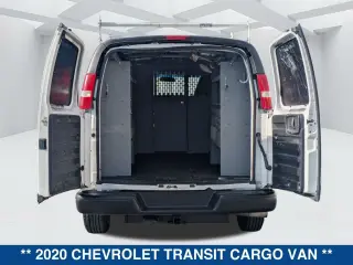 Chevrolet Express 2020 2500 3dr Van de Carga