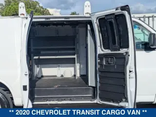 Chevrolet Express 2020 2500 3dr Van de Carga