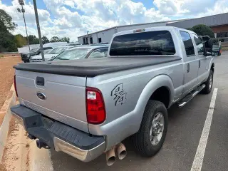 Ford F-250 Super Duty 2016 4x4 King Ranch 4dr Crew Cab 6.8 ft. SB Pickup