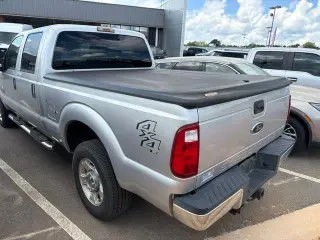 Ford F-250 Super Duty 2016 4x4 King Ranch 4dr Crew Cab 6.8 ft. SB Pickup