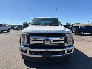 Ford F-250 Super Duty 2017 4x4 XLT 4dr Crew Cab 6.8 ft. SB Pickup