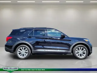 Ford Explorer 2020 con tracción en las cuatro ruedas XLT de 4 puertas SUV