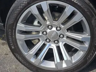 GMC Yukon 2017 4x4 Denali SUV de 4 puertas