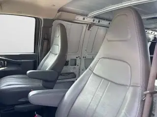 Chevrolet Express 2021 2500 Furgoneta de Carga Extendida de 3 Puertas