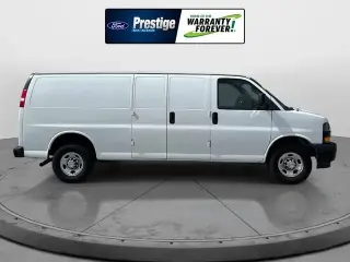 Chevrolet Express 2021 2500 Furgoneta de Carga Extendida de 3 Puertas