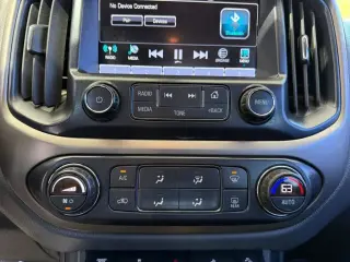 Chevrolet Colorado 2017 4x4 Z71 4dr Cab de tres filas de 5 pies de longitud