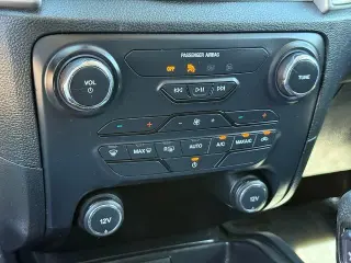 Ford Ranger 2019 4x2 XLT 4 puertas SuperCrew 5.1 pies SB