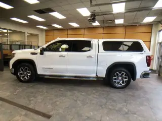 GMC Sierra 1500 2024 4x4 SLT 4dr Crew Cab 6.6 ft. SB